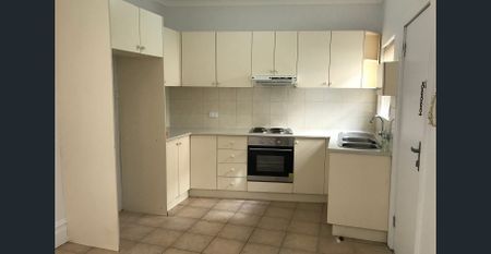 Spacious 2 Bedroom | Heart of Gladesville - Photo 4