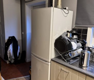 Huddinge - 2rok - tillsv - 11.500kr/mån - Photo 2