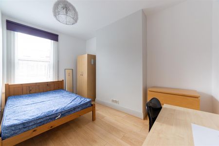 6 bed terraced house to rent in Osborne Road, Jesmond, NE2 - Photo 5