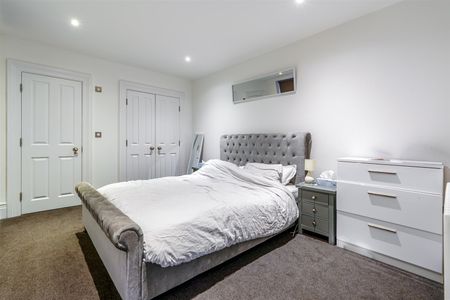 2 bed apartment to rent in West Avenue, Gosforth, NE3 - Photo 4