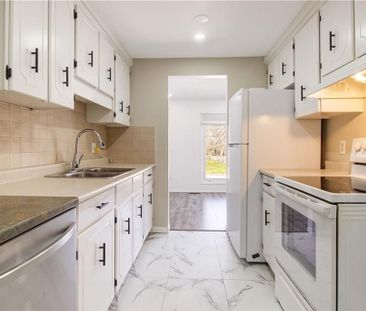 For Lease - 24 Tara Crescent Unit# UPPER, Thorold, Ontario - Photo 5