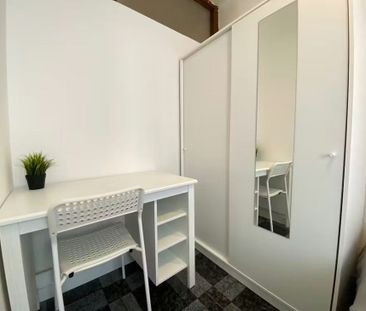 Calle de la Garceta, Madrid, Community of Madrid 28019 - Photo 1