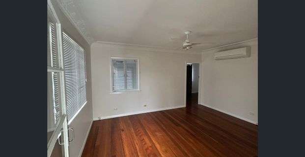 Freshly painted home - Photo 1