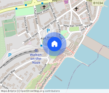 8b The Parade, CO14 - Photo 1