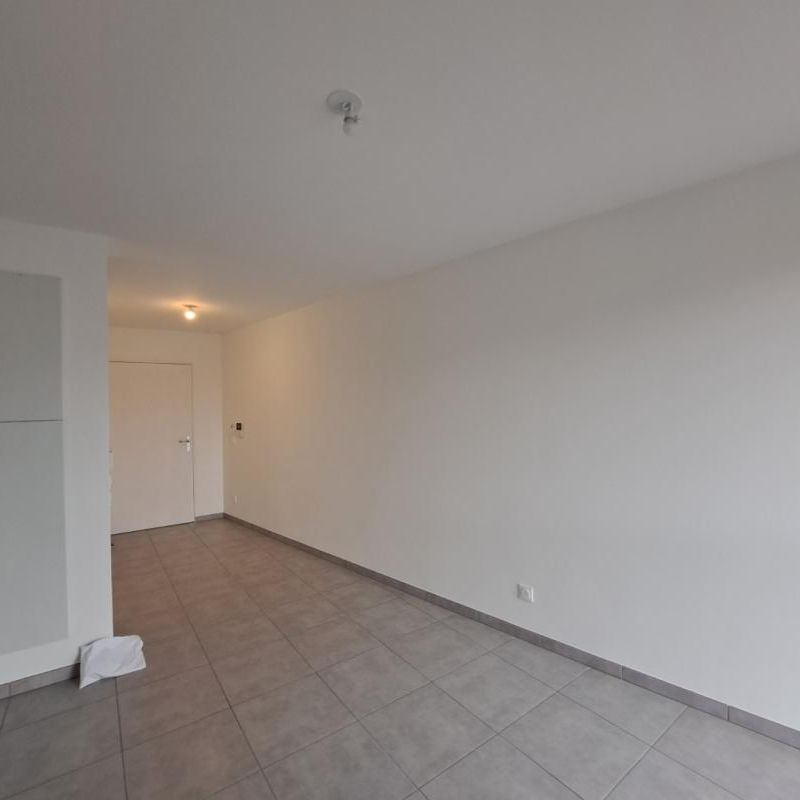 Location Appartement 1 pièce 28m² THONON LES BAINS 74200 - Photo 1