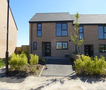 Parkhall Drive, Doncaster, Askern - Photo 1