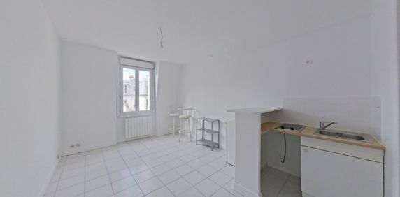 STUDIO A LOUER - PARIS 6EME ARRONDISSEMENT Odeon 2 - 17.39 m - 762 € - Photo 2