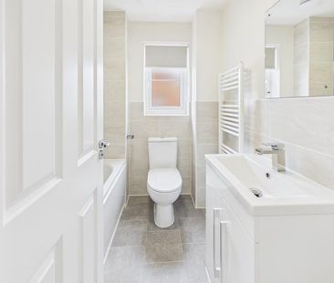 Peony Gardens, Tewkesbury - Photo 1