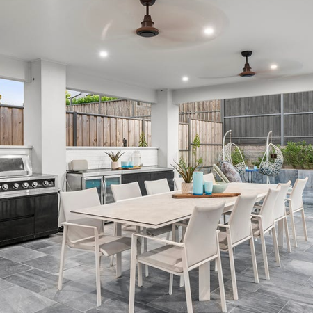 SHORT TERM LEASE ONLY! - Photo 3