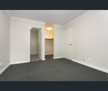 341 Lambeth Circle, Wellard, WA 6170 - Photo 3