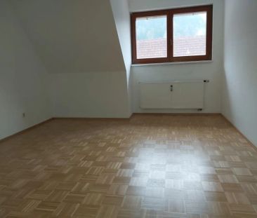 NEU - Zentrale 2-Zimmer-Wohnung mit Küchenblock im 2. Obergeschoß (... - Photo 4