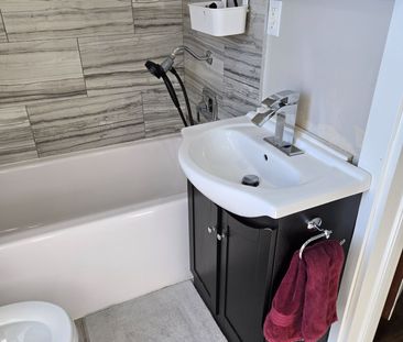 For Lease - 29 Brunswick Street, Brantford, Ontario - Photo 2