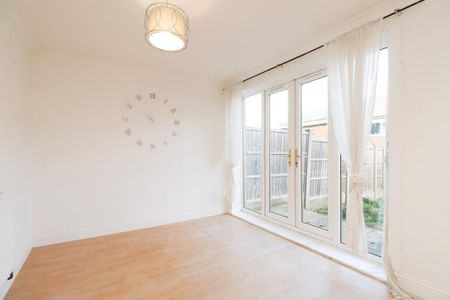 3 bedroom house to rent - Photo 2