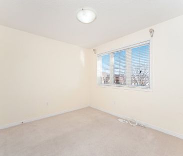 For Lease - 6513 Song Bird Crescent, Mississauga, Ontario - Photo 6