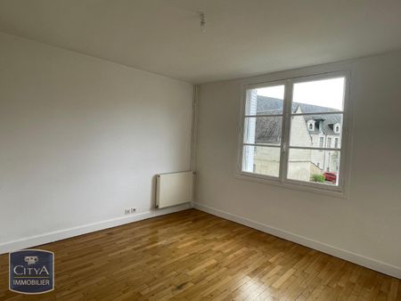 Location Maison 5 pièces 132m² CHINON 37500 - Photo 3