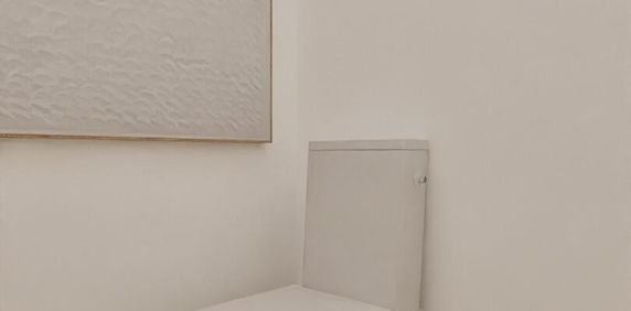 location Appartement T2 DE 50.4m² À MARSEILLE - Photo 2