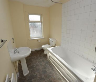 2 bedroom House To Let - Photo 4
