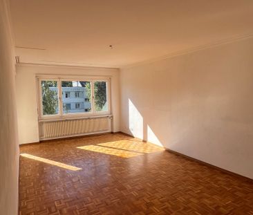 gemütliche und sanierte 4-Zimmerwohnung in Thun - Photo 1