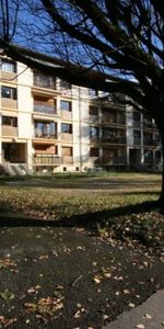 Location Appartement 4 pièces 87m² ANNECY LE VIEUX 74940 - Photo 3