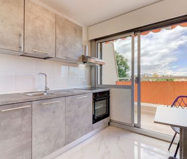 Location Appartement 2 pièces 46m² MANDELIEU LA NAPOULE 06210 - Photo 4