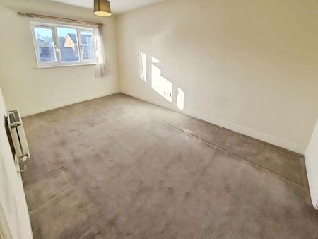 4 bedroom detached house to rent - Photo 4