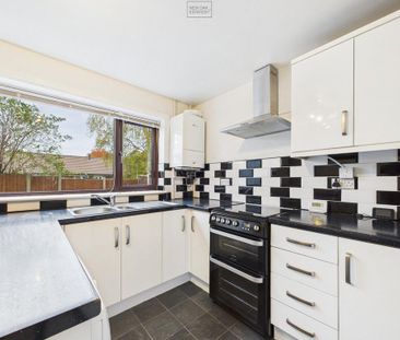 2 bedroom end of terrace house to rent - Photo 6