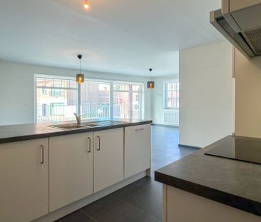 Appartement te huur in Berchem voor € 820 met 2 slaapkamers - Photo 3