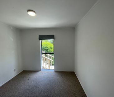 2 Bedrooms Plus Study - Photo 1