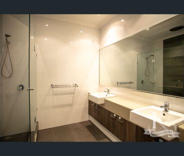 4B Burns Avenue, Yokine, WA 6060 - Photo 3