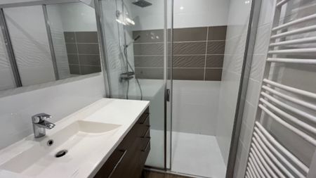 Location Appartement 3 pièces 48m² - Photo 5