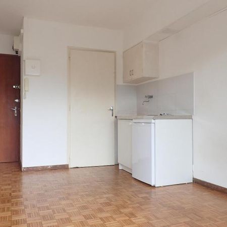 Location Appartement 1 pièce 13m² CHAMBERY 73000 - Photo 4