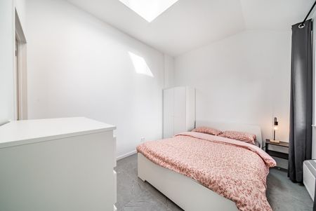 Room at Rue Colonel Van Gele 65 - Photo 2