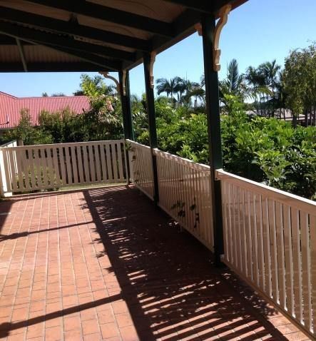 WELL MAINTAINED & PRESENTED COLONIAL DESIGNED HOME WITH CHARM & CHARACTER - Photo 5