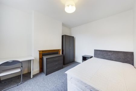 4 bedroom house to rent - Photo 4