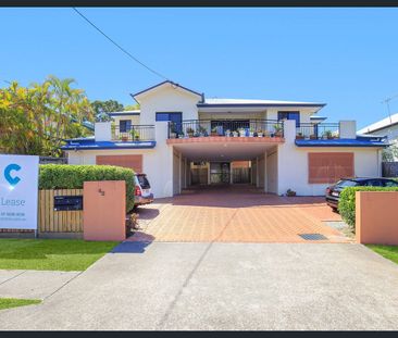 Stylish Inner City Living - Photo 2