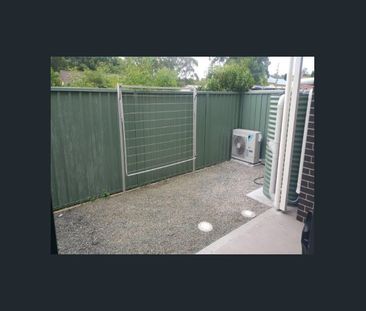 3 BEDROOM TOWNHOUSE - Photo 6