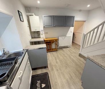 1 bedroom end of terrace house to rent - Photo 4