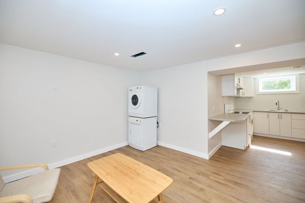 For Lease - 3305 Nineteenth Street, Lincoln, Ontario - Photo 1