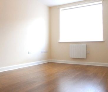 1 bedroom ground floor flat to rent - Photo 3