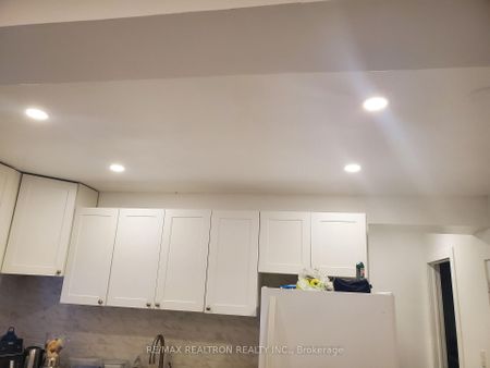 For Lease - 234 Wilmington Avenue Unit# #3, Toronto, Ontario - Photo 4