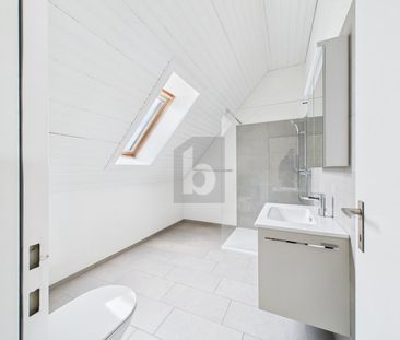 LIGHT-FLOODED, SUNNY, COZY - Photo 3