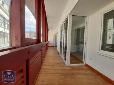 Appartement à louer 4 pièces 94.6m² - Photo 2