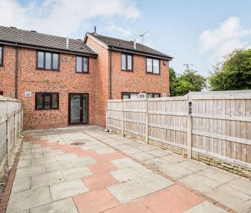 2 bedroom terraced house to rent - Photo 1