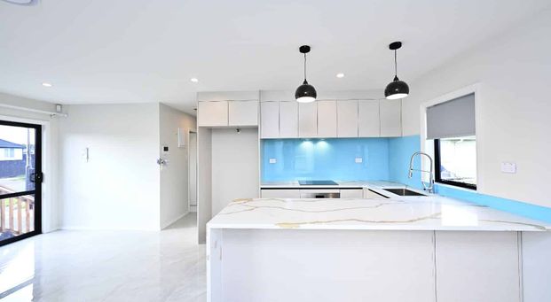 Family home Otara - Photo 1