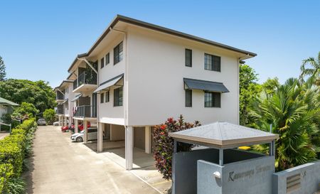 Modern 2 Bed, 2 Bath Unit with Private Yard & Patio – Freshwater Charm - Photo 5