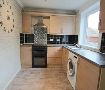 2 bedroom terraced house to rent - Photo 1