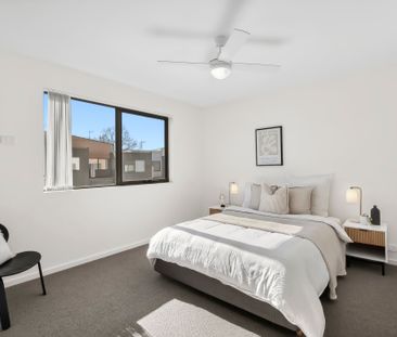 145 Sutherland Crescent, Taylor ACT 2913 - Townhouse For Rent | Domain - Photo 6