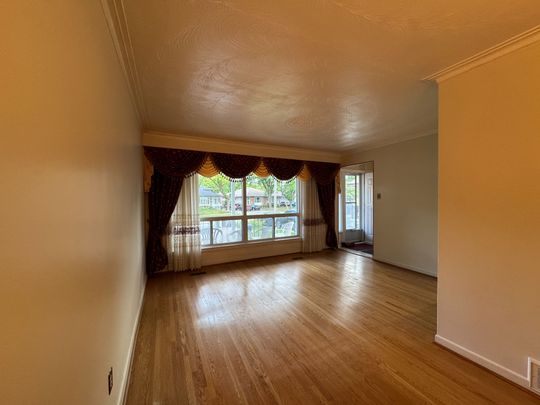 For Lease - 70 Marbury Crescent, Toronto, Ontario - Photo 1