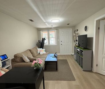 For Lease - 67 Barrymore Road Unit# Lower, Toronto, Ontario - Photo 1