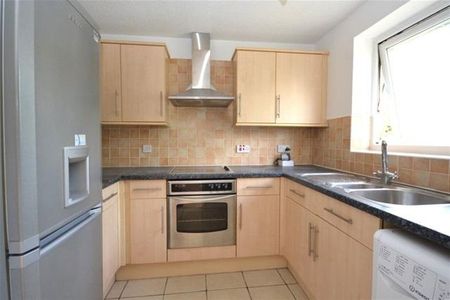 2 bedroom flat to rent - Photo 4